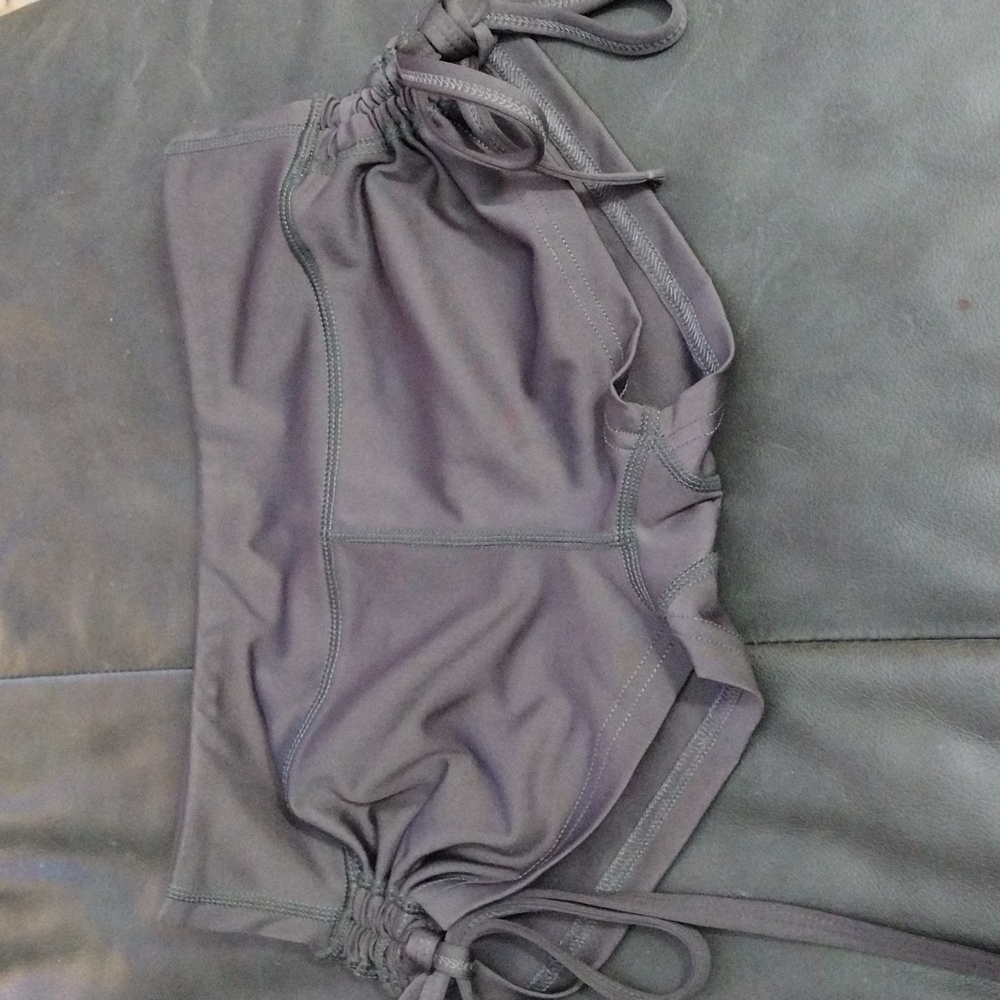 Side tie shorts